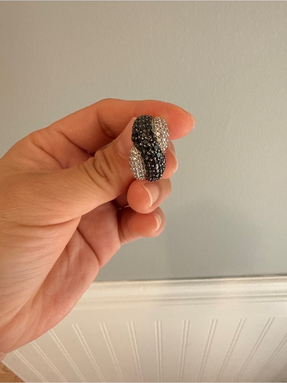 Black and White Pave Crystal Twist Ring - Women Jewelry